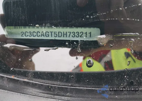 2013 Chrysler 300 из США, поврежденный, VIN 2C3CCAGT5DH733211